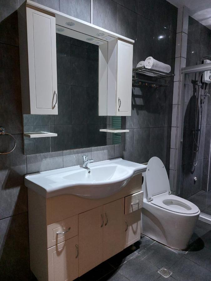 Bonsai Jacuzzi Suites Panglao Exterior photo