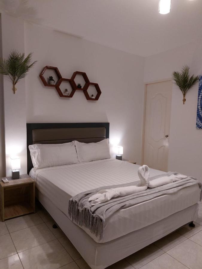 Bonsai Jacuzzi Suites Panglao Exterior photo